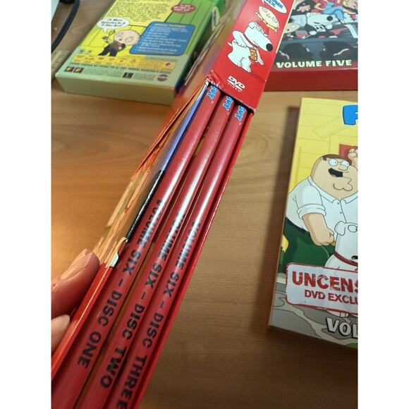 Family Guy DVD Collection Volumes 4,5,6,7 - Picture 11 of 14